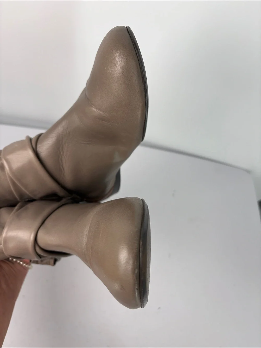 🥯 b. makowskytall Leather Boots in Taupe and Brown